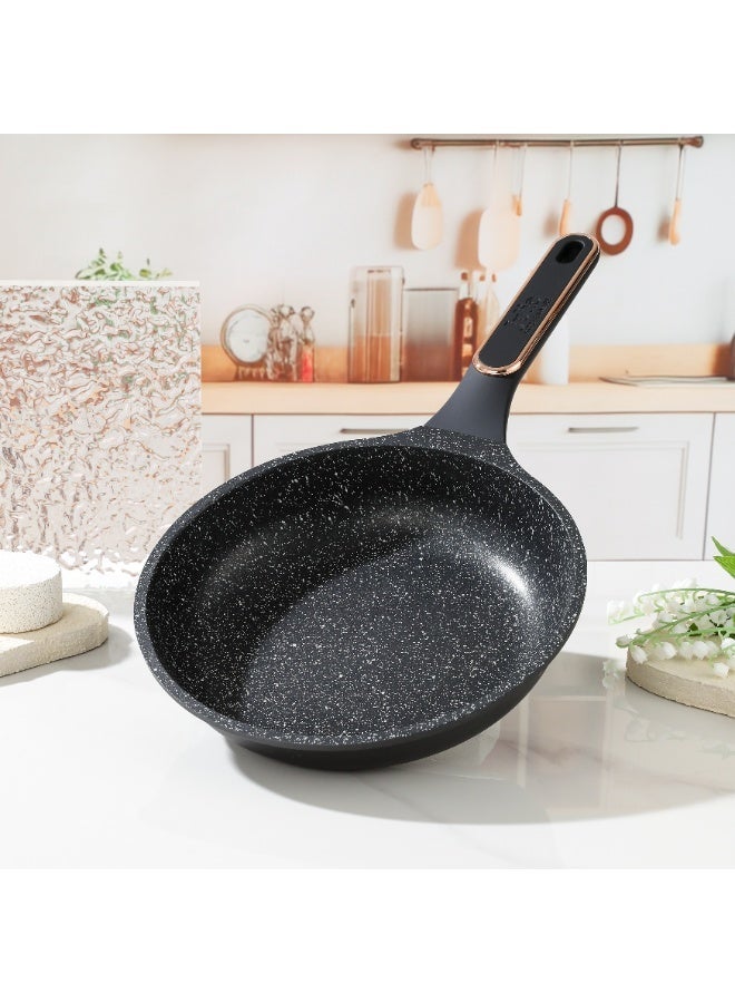 جوليا مِقلاة جوليا إيليت برو بلس 28 سم - أسود - جرانيت أسود غير لاصق - يدعم الحث الحراري - Image 1